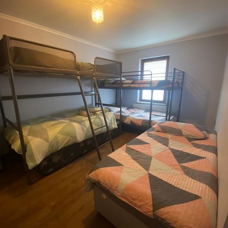 Dublin Airport Big Rooms With Bathroom Outside Room - Kitchen Only 7 Days Reservation Dış mekan fotoğraf