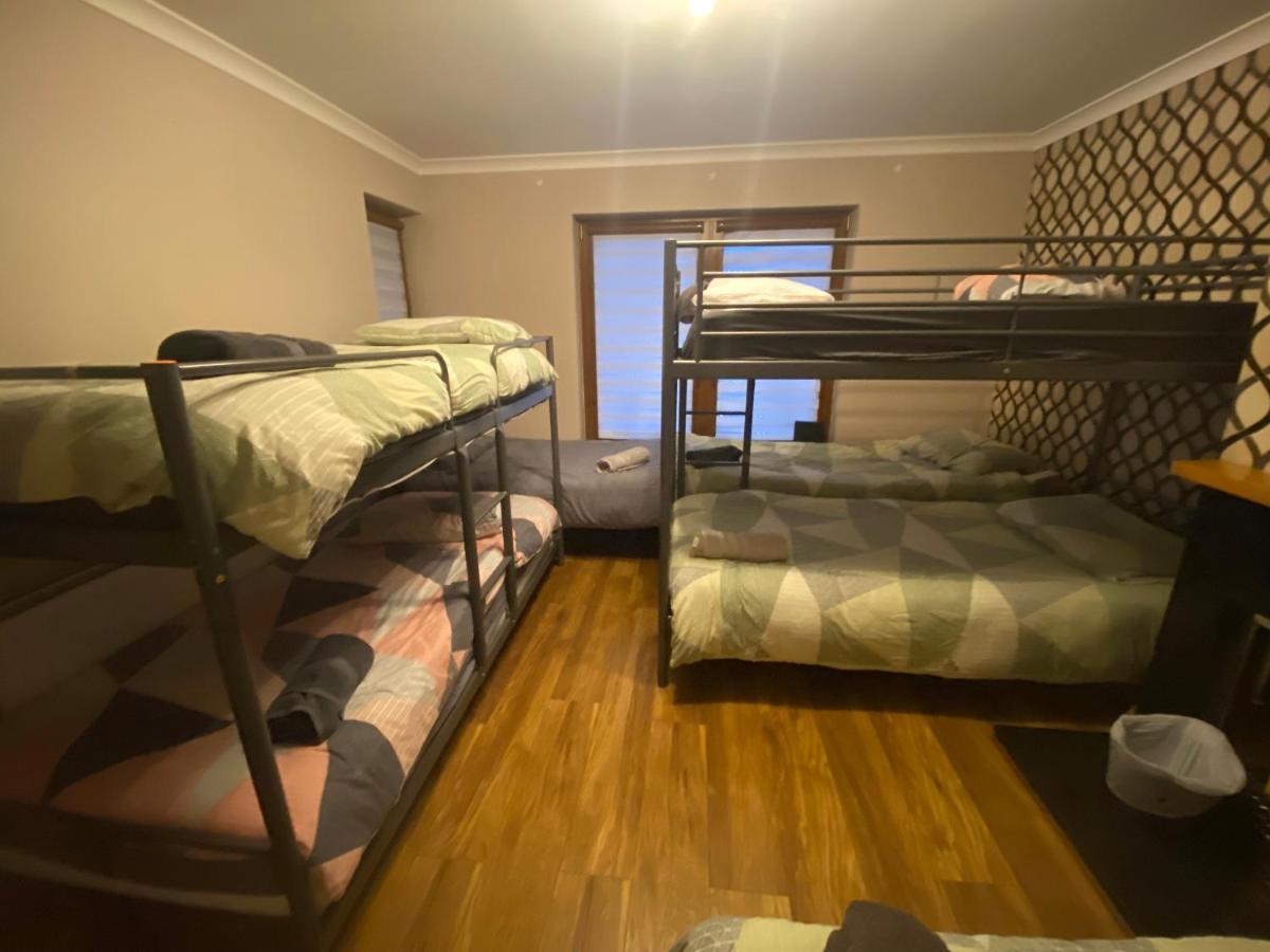 Dublin Airport Big Rooms With Bathroom Outside Room - Kitchen Only 7 Days Reservation Dış mekan fotoğraf