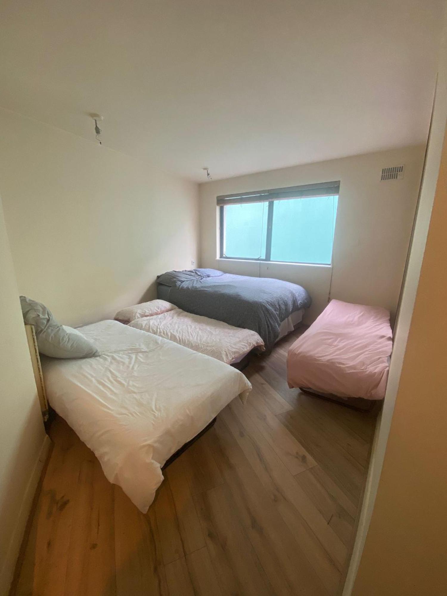 Dublin Airport Big Rooms With Bathroom Outside Room - Kitchen Only 7 Days Reservation Dış mekan fotoğraf